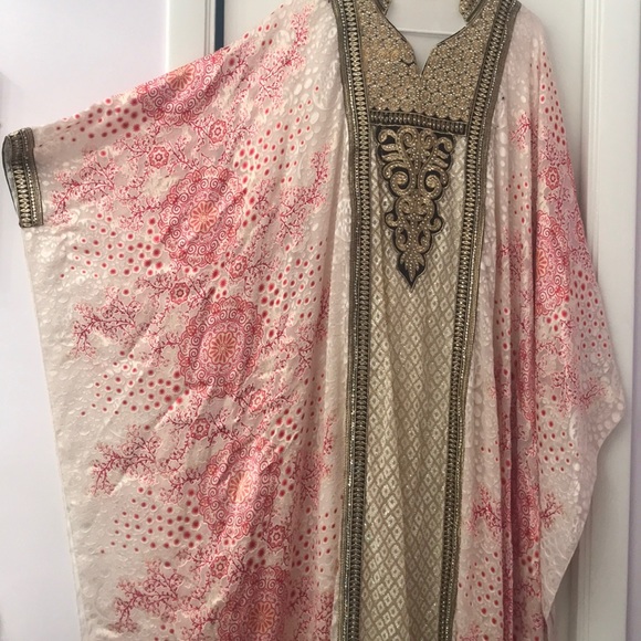 Dress - Picture 4 of 7